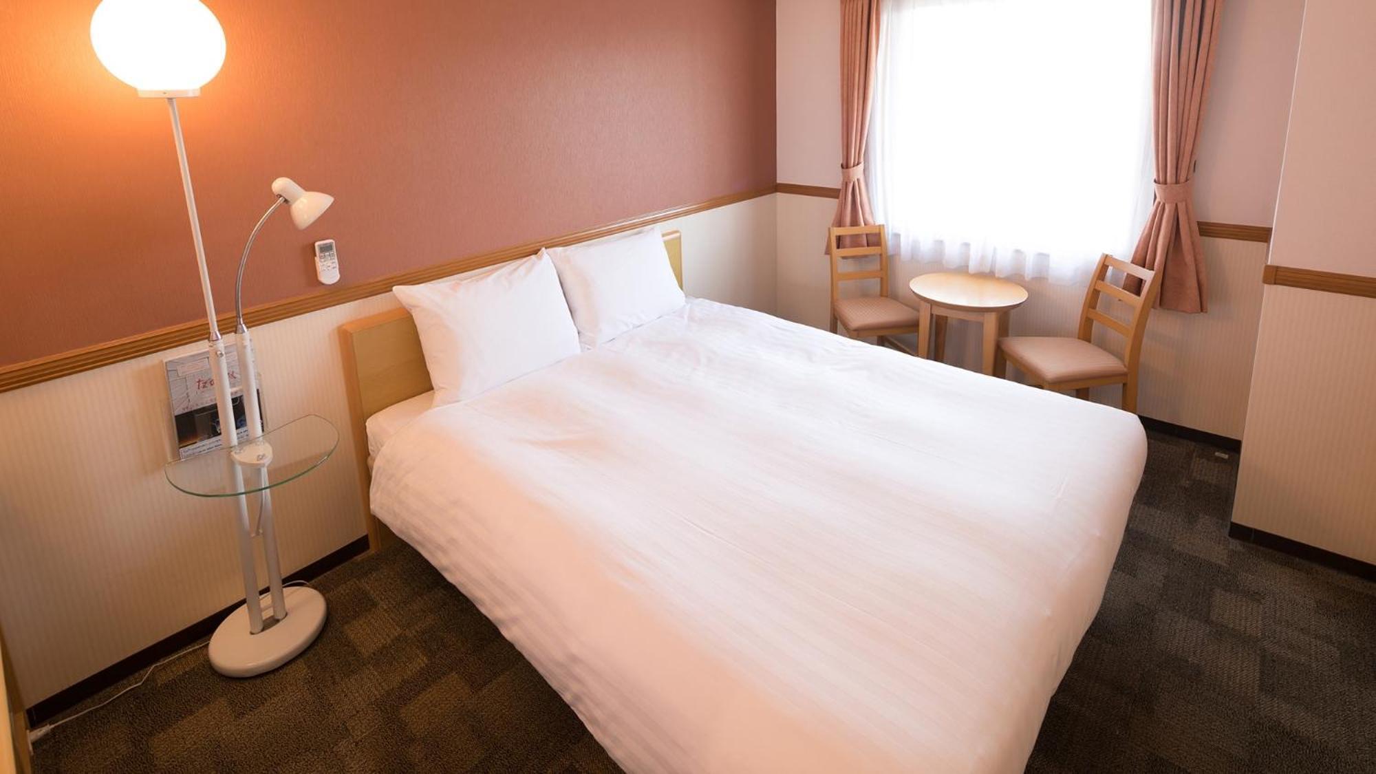 Toyoko Inn Nagoya Owari Ichinomiya Ekimae Szoba fotó