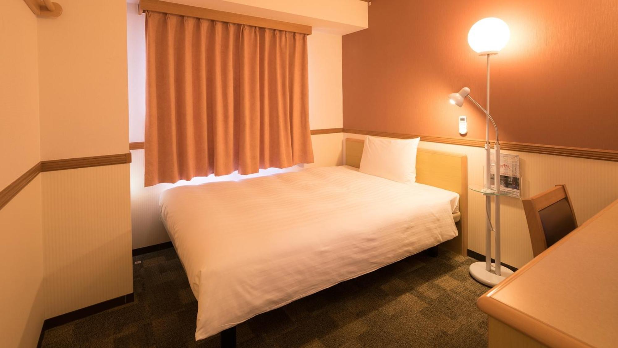 Toyoko Inn Nagoya Owari Ichinomiya Ekimae Szoba fotó
