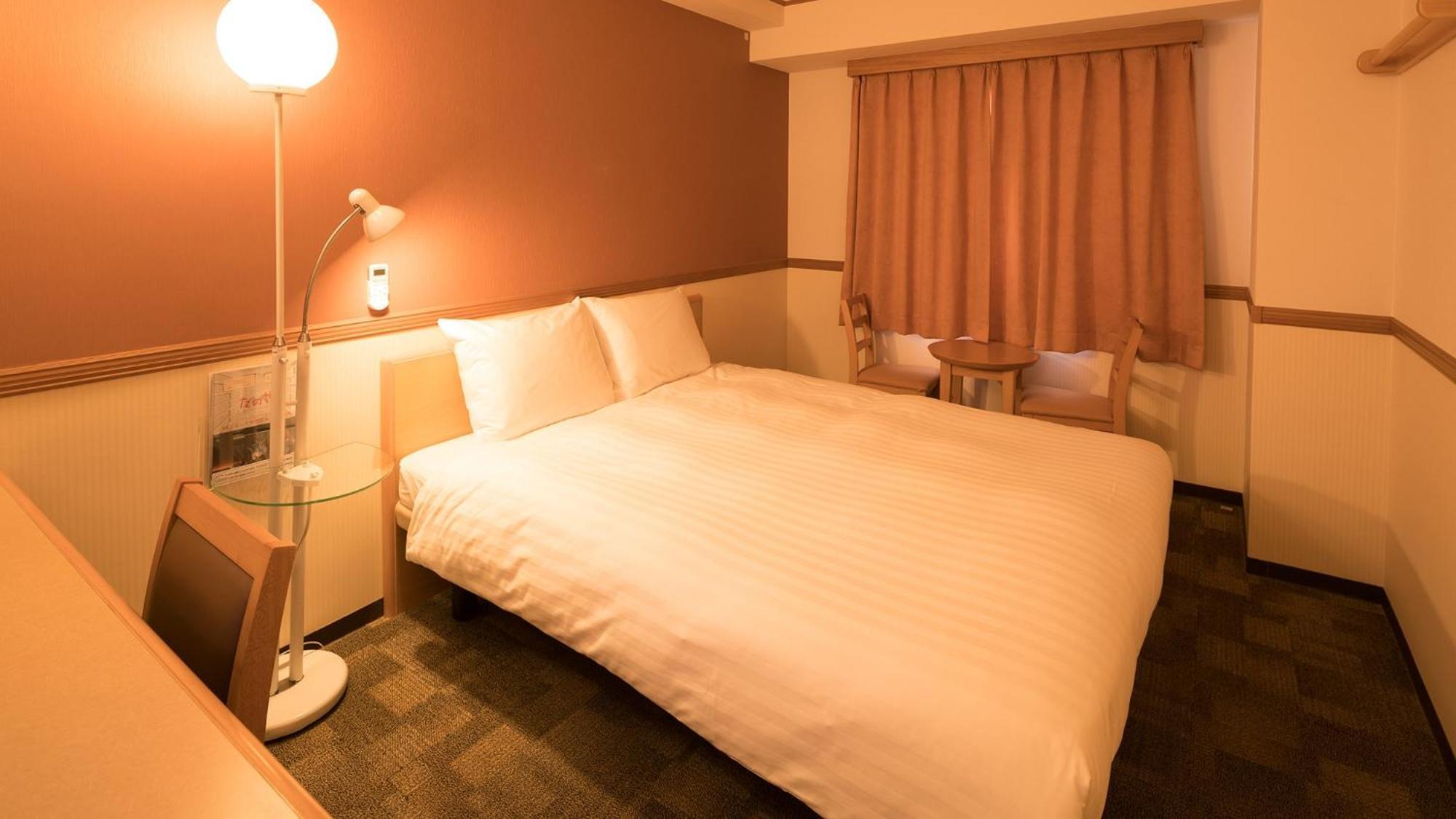 Toyoko Inn Nagoya Owari Ichinomiya Ekimae Szoba fotó